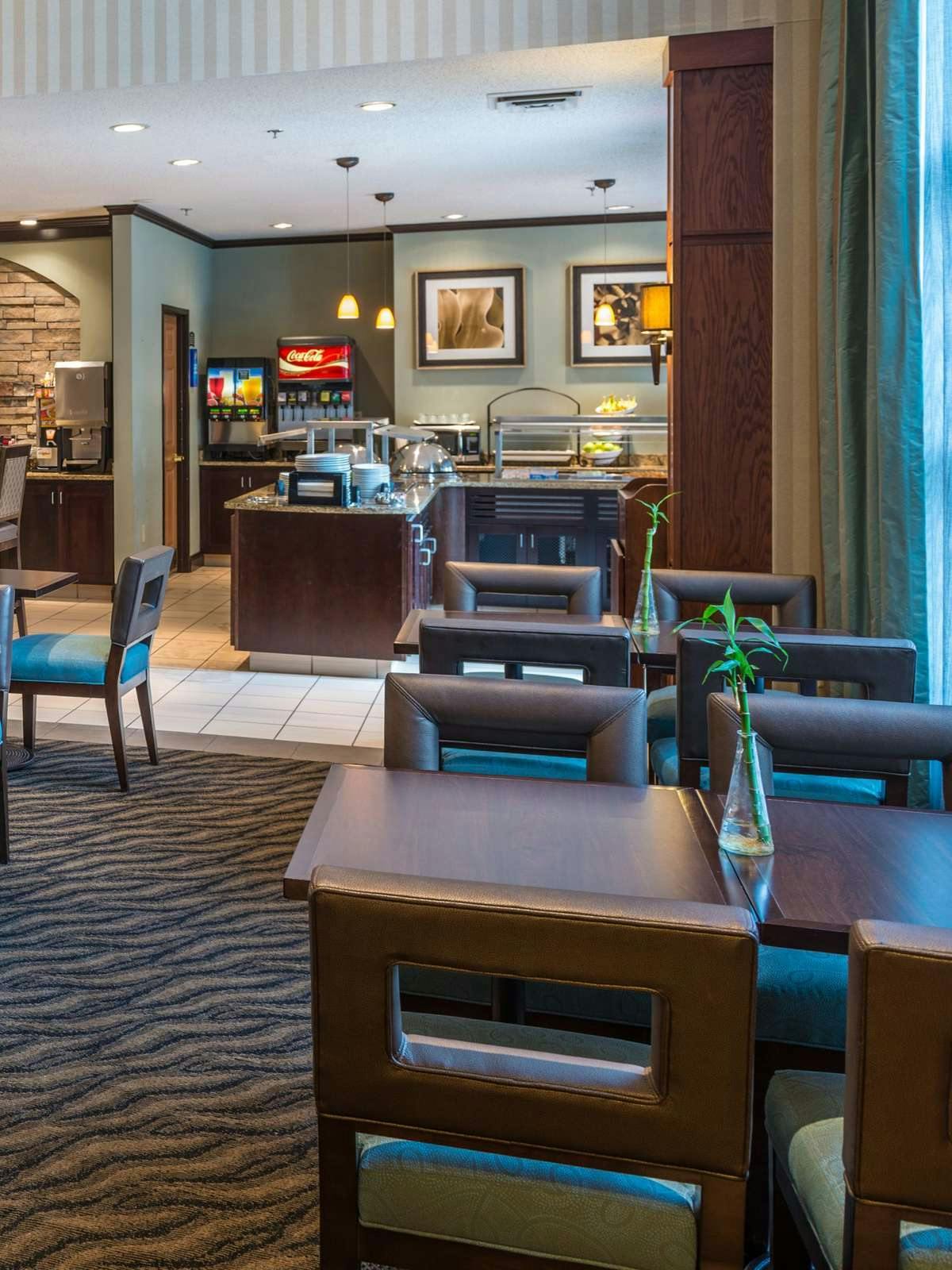 Hotel Staybridge Suites Fargo photo 5