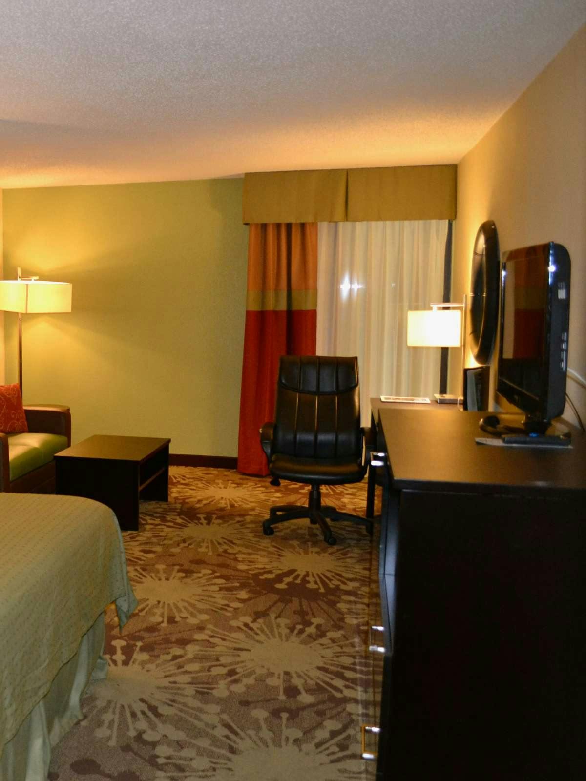 Hotel Holiday Inn Morgantown photo 2