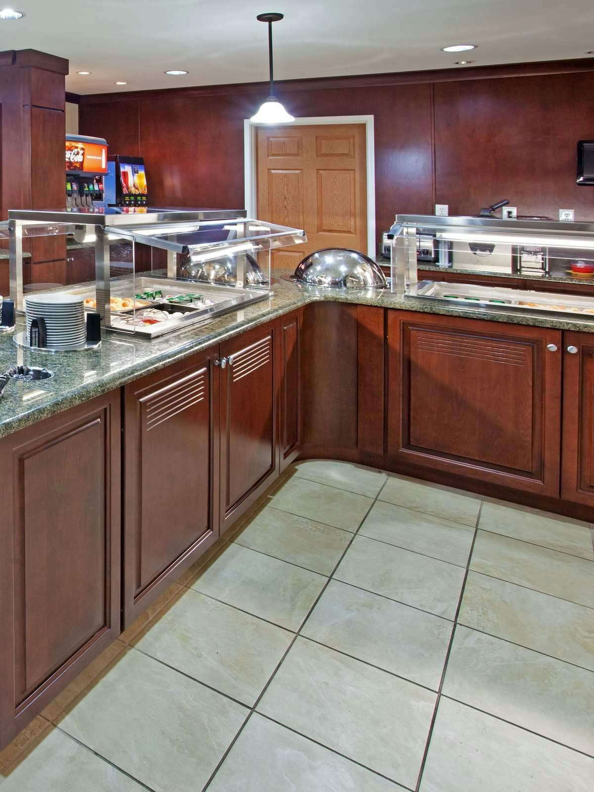 Hotel Staybridge Suites Elkhart North photo 5