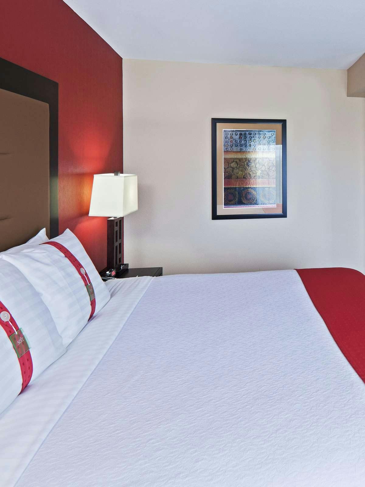 Hotel Holiday Inn Oklahoma City Airport photo 1