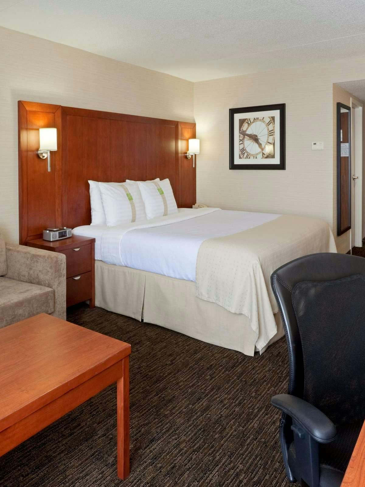 Hotel Holiday Inn Oakville (Centre) photo 2