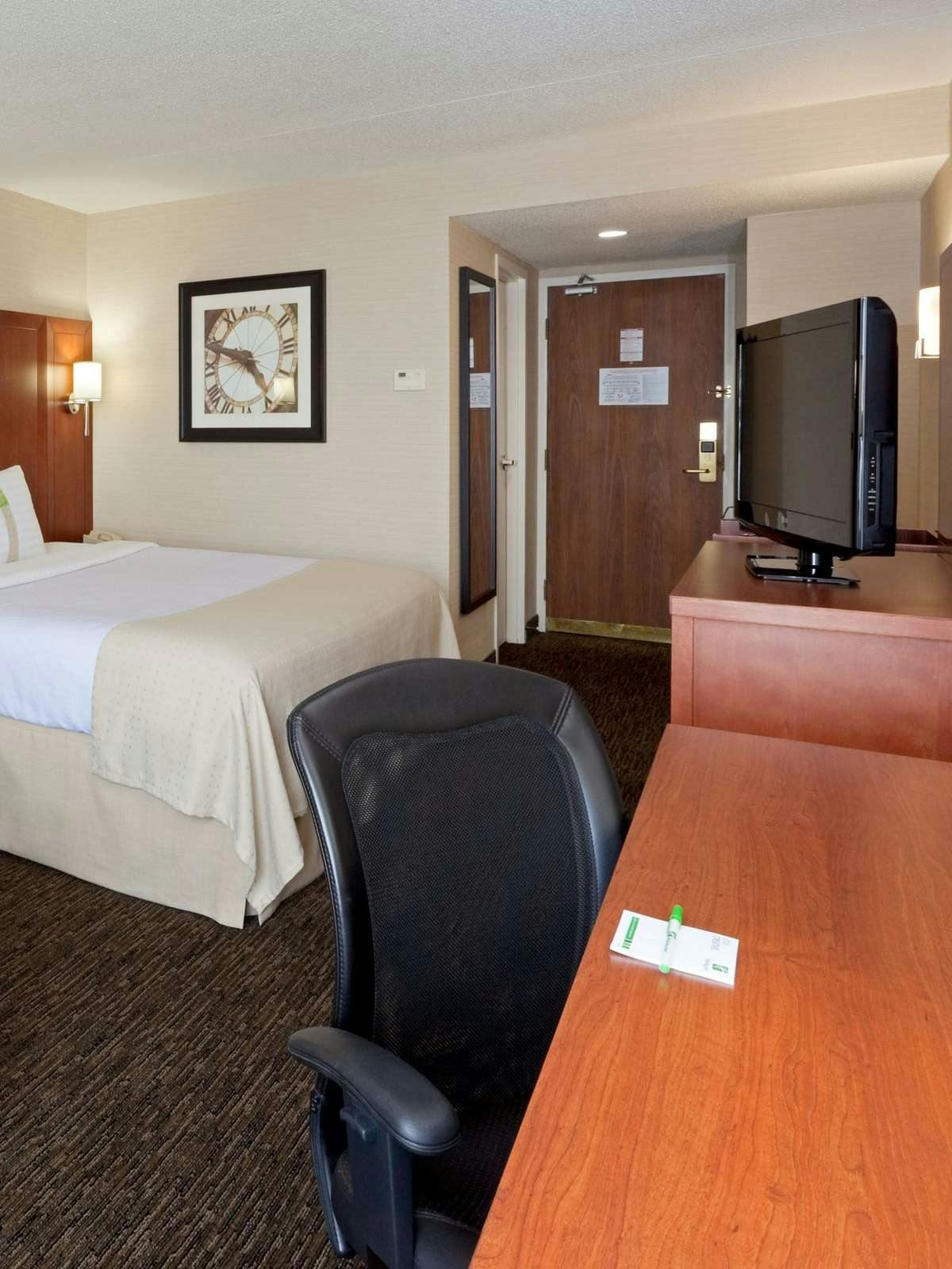 Hotel Holiday Inn Oakville (Centre) photo 4