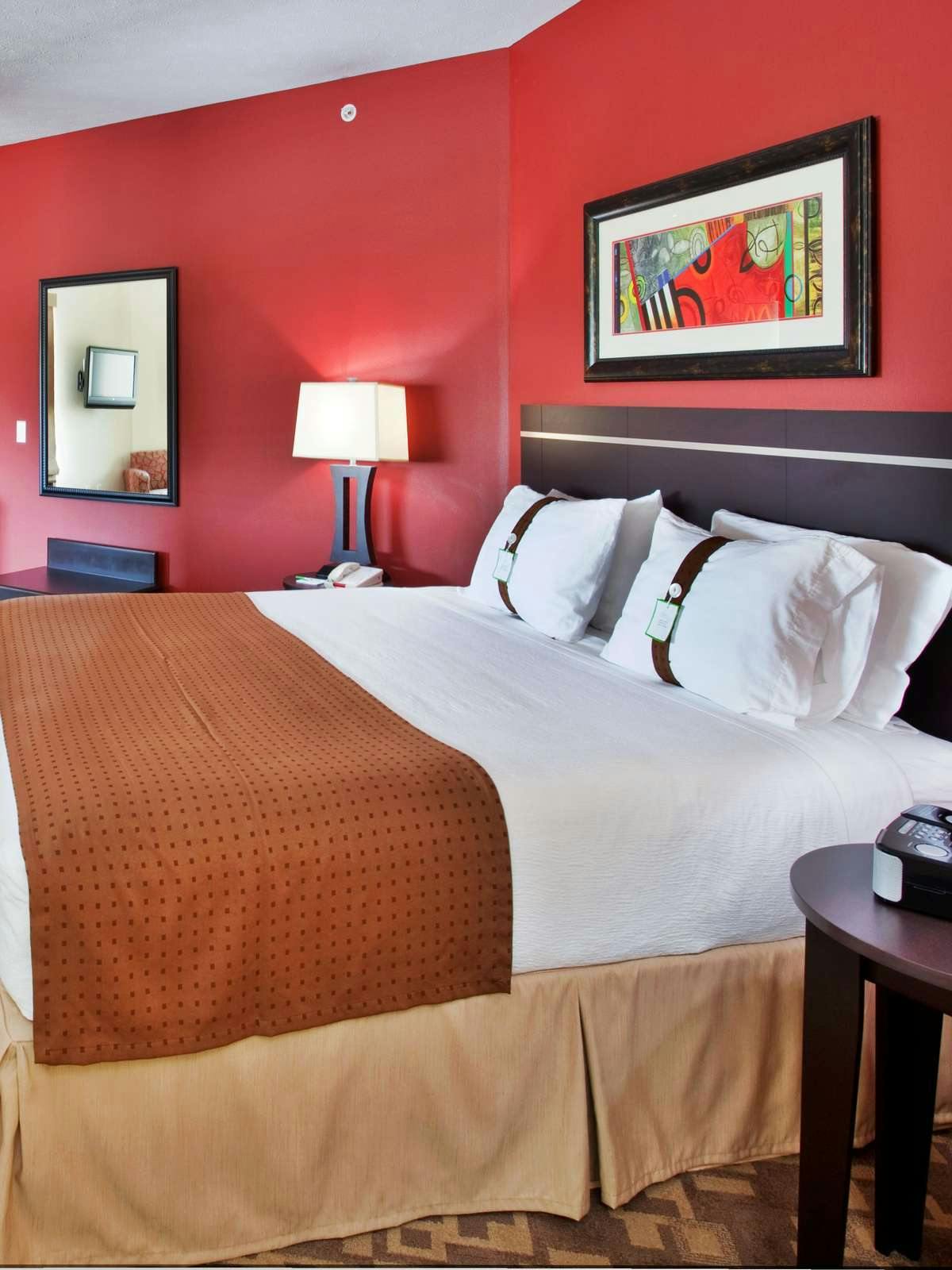 Hotel Holiday Inn Omaha Downtown Airport photo 1