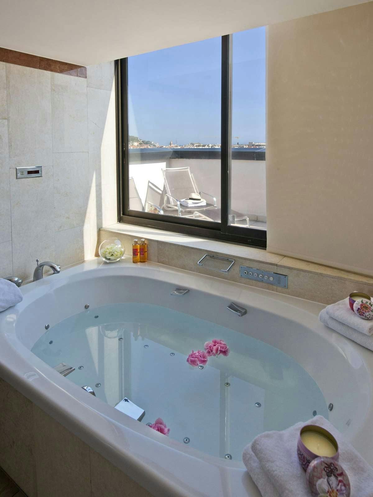 Hotel Holiday Inn Nice photo 4