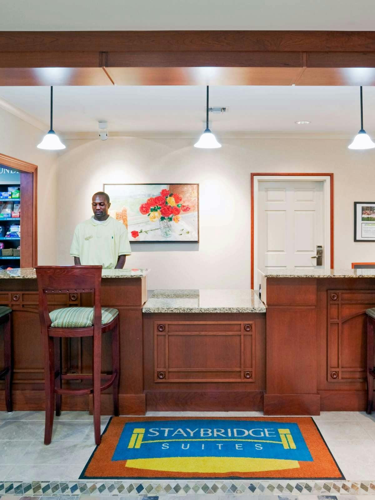 Hotel Staybridge Suites Durham Chapel Hill RTP photo 4