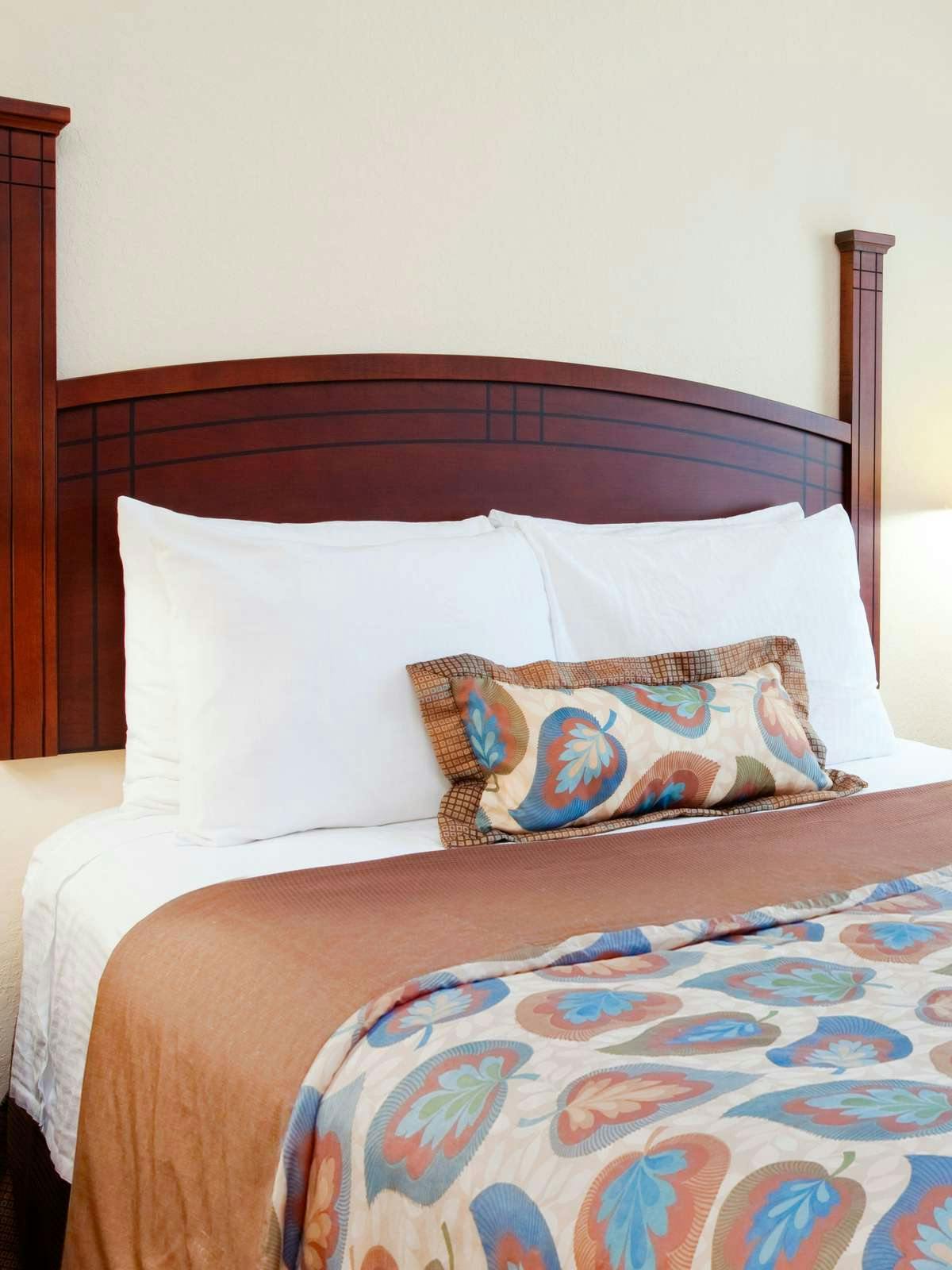 Hotel Staybridge Suites Durham Chapel Hill RTP photo 1