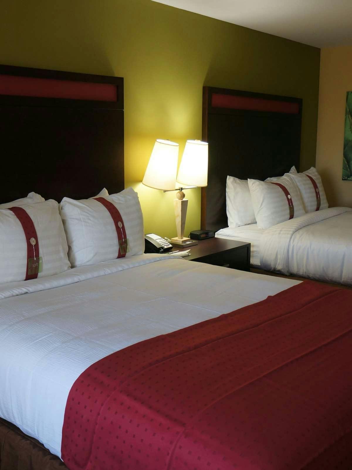 Hotel Holiday Inn Northampton photo 1