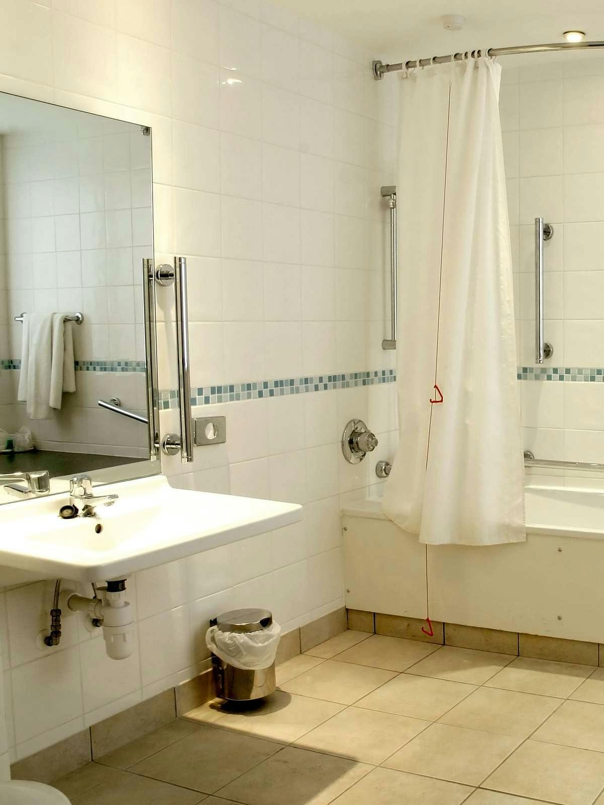 Hotel Holiday Inn Portsmouth photo 2