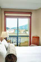 Hotel Pan Pacific Whistler Mountainside photo 1