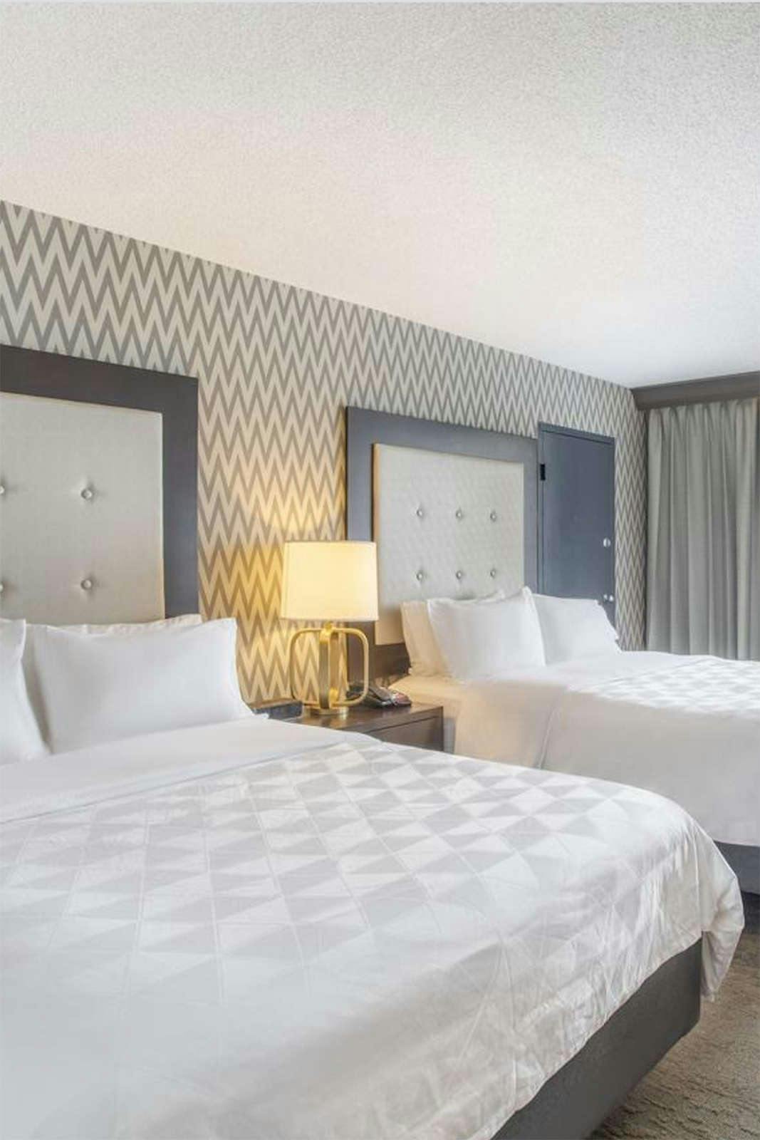 Hotel Holiday Inn Hotel & Suites Parsippany Fairfield photo 3