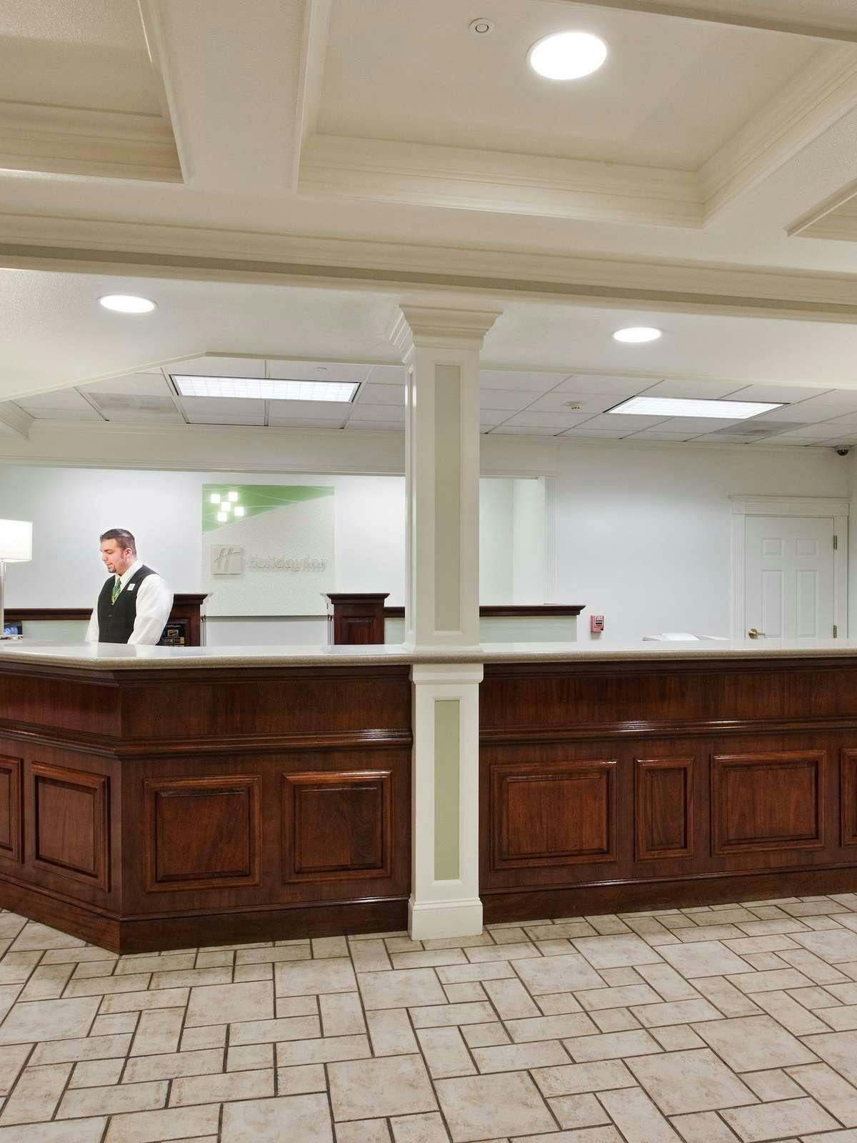 Hotel Holiday Inn Redding photo 4