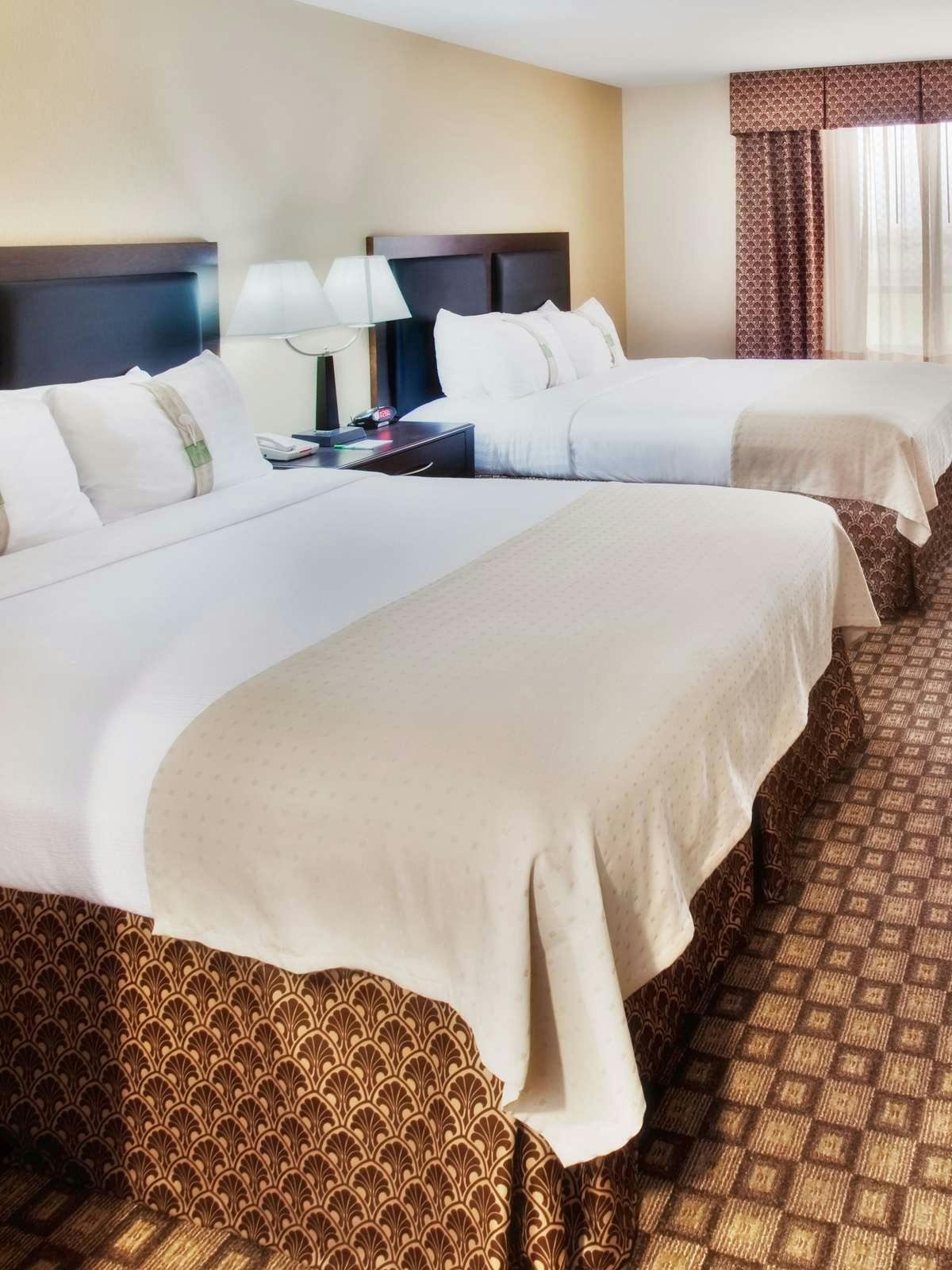 Hotel Holiday Inn Quincy photo 1