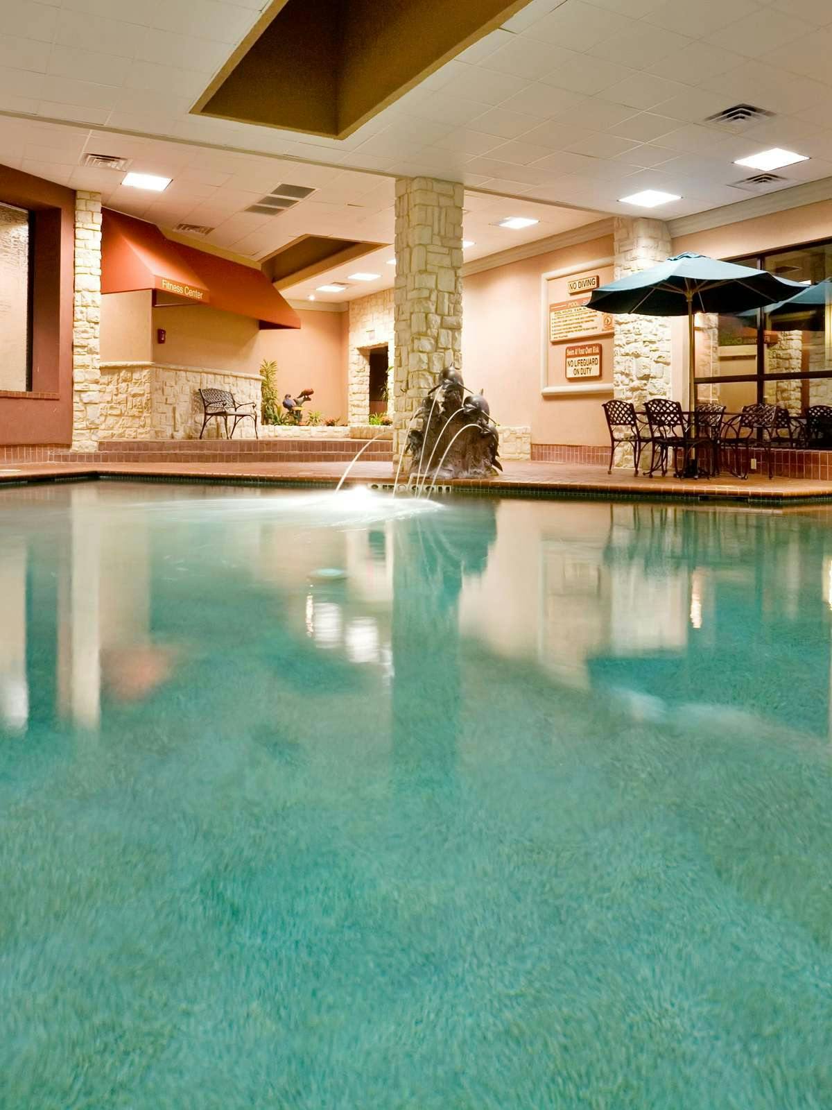 Hotel Holiday Inn Richardson photo 4