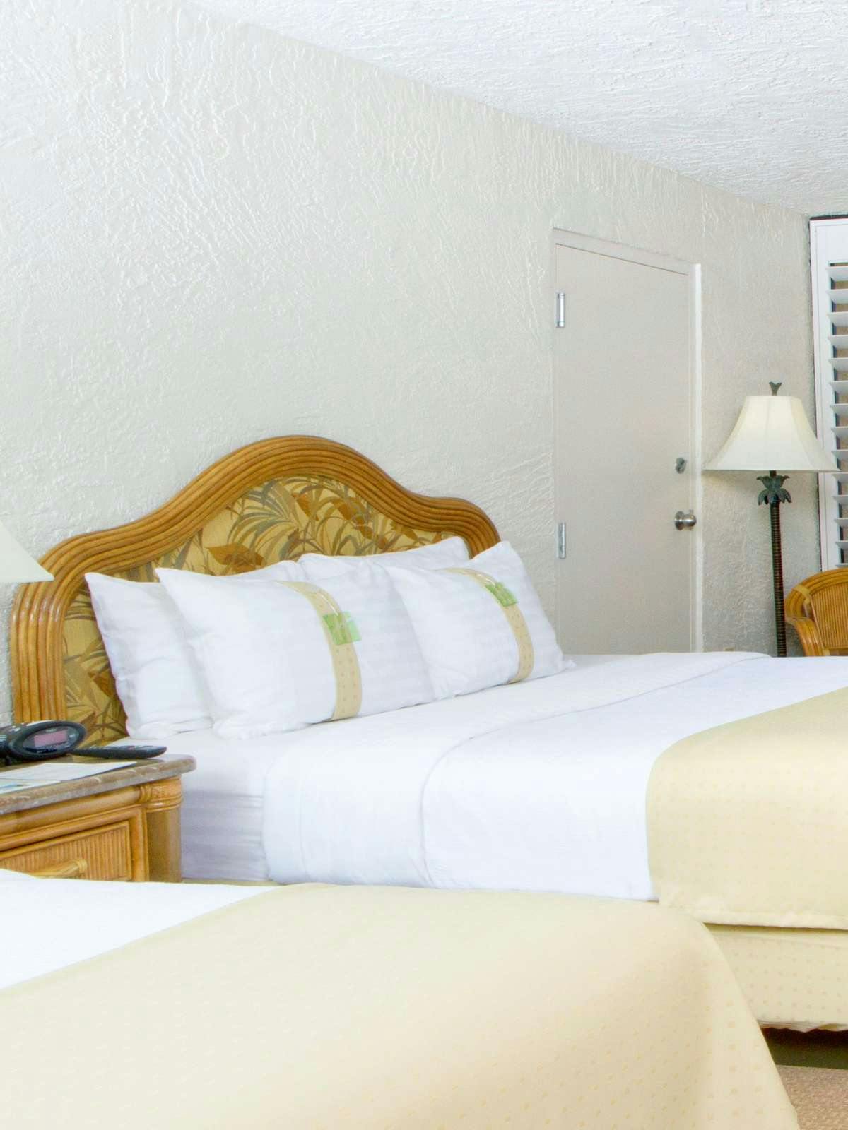 Hotel Holiday Inn Resort Panama City Beach photo 1