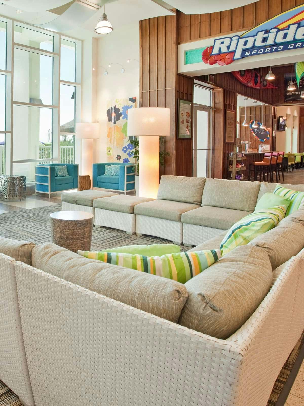 Hotel Holiday Inn Resort Pensacola Beach Gulf Front photo 3