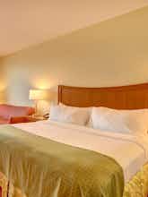 Hotel Holiday Inn Resort Wrightsville Beach photo 1