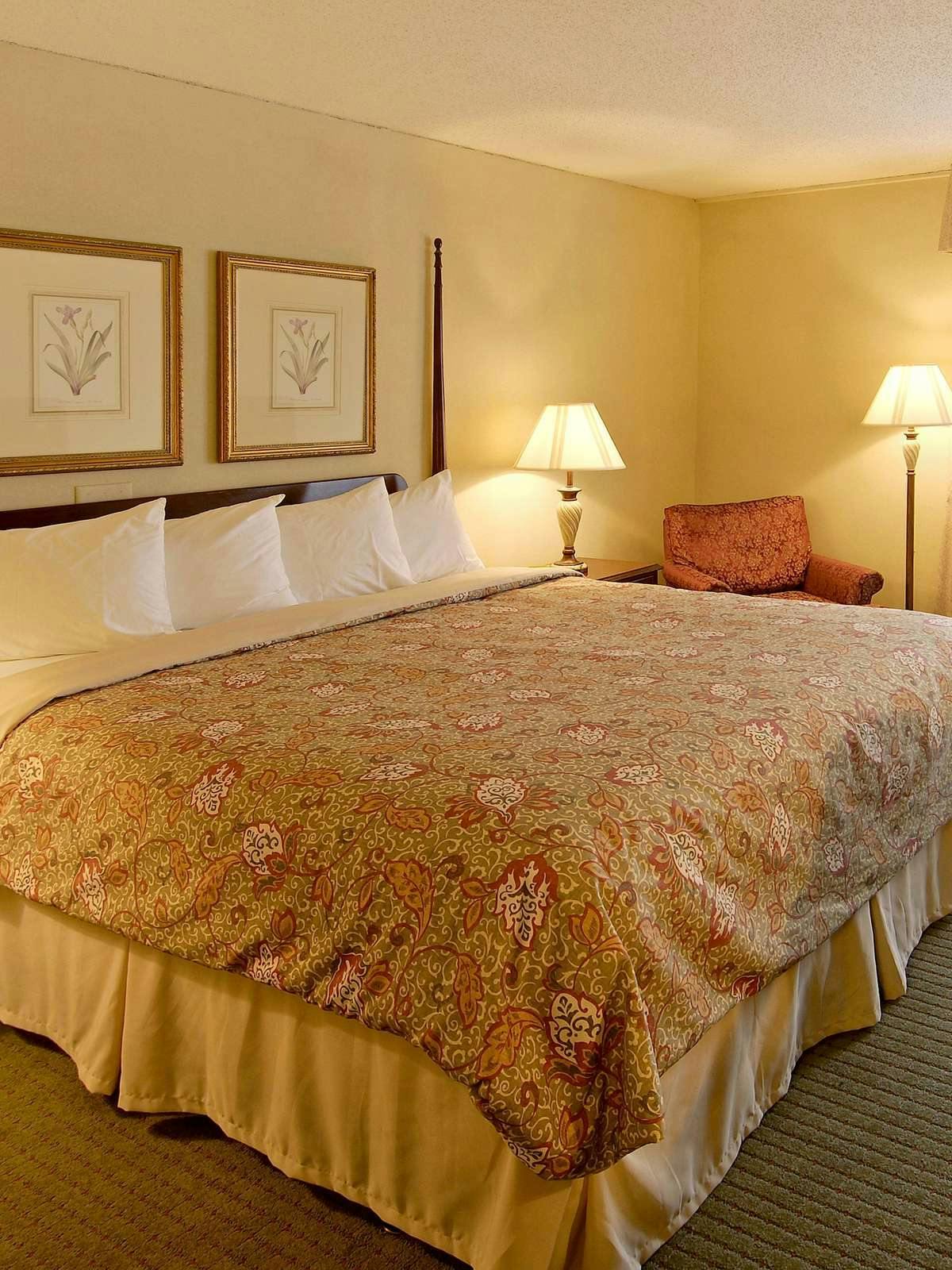 Hotel Holiday Inn Rock Island Quad Cities photo 1