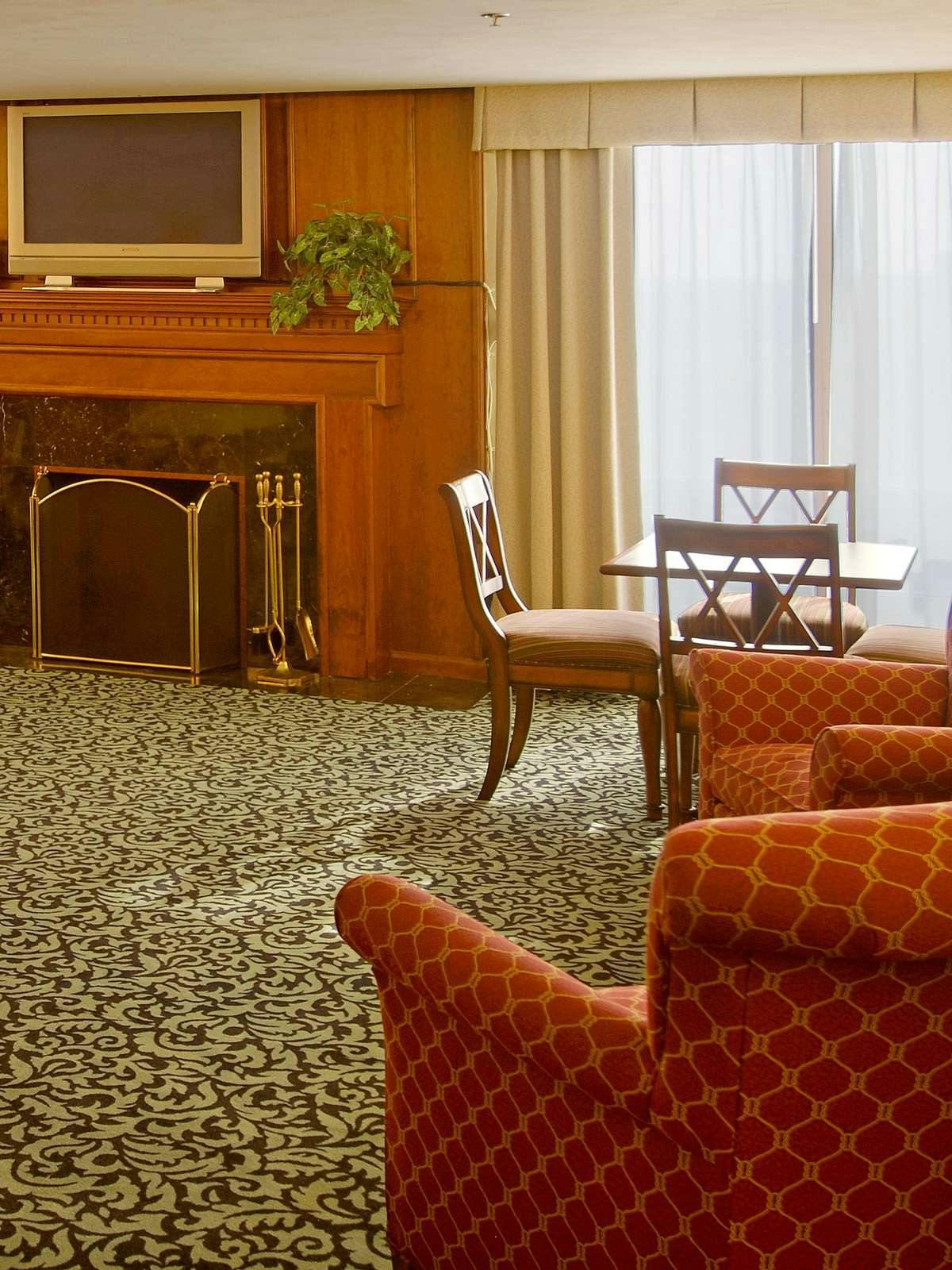 Hotel Holiday Inn Rock Island Quad Cities photo 2