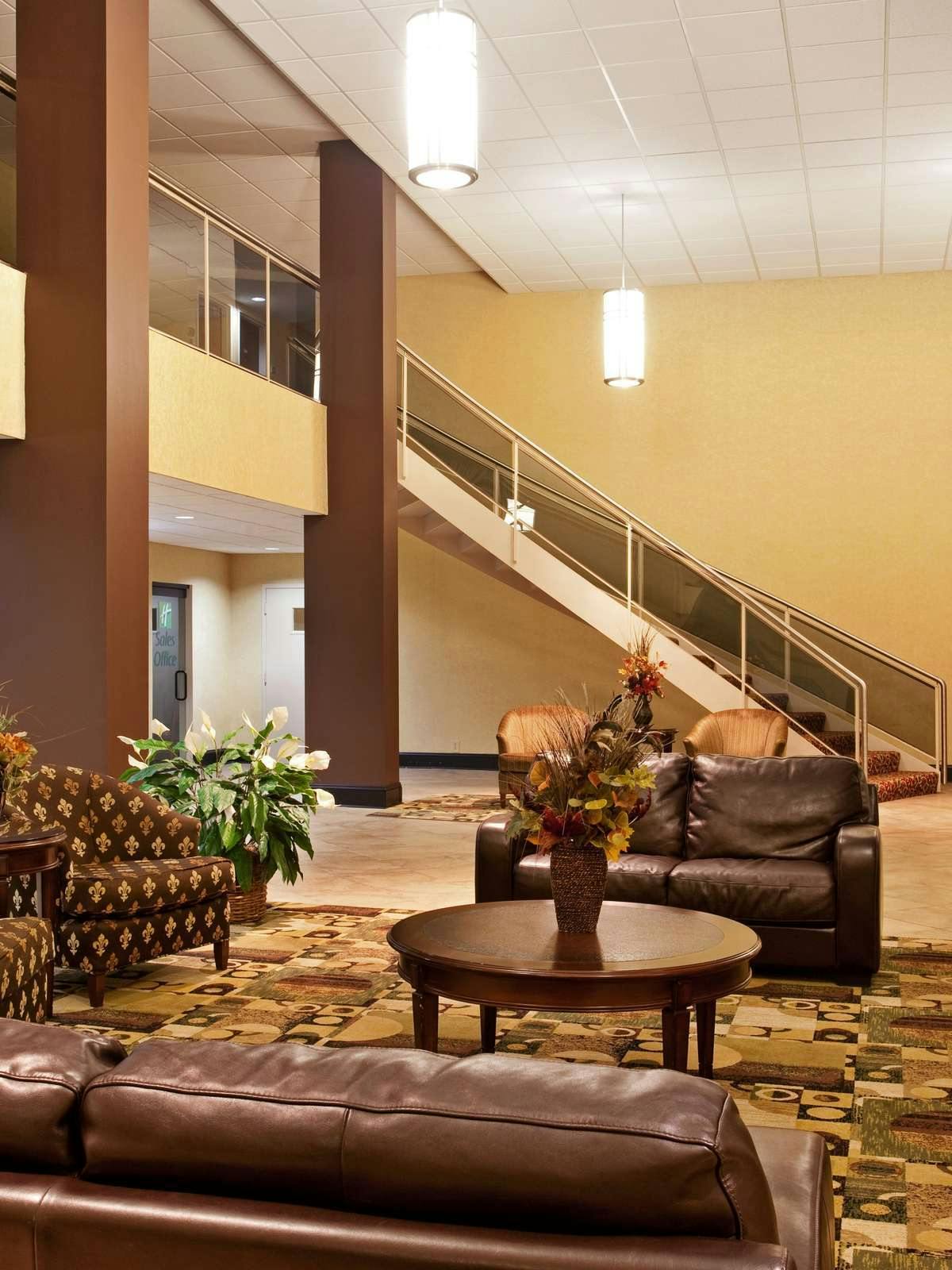 Hotel Holiday Inn Rockford photo 3