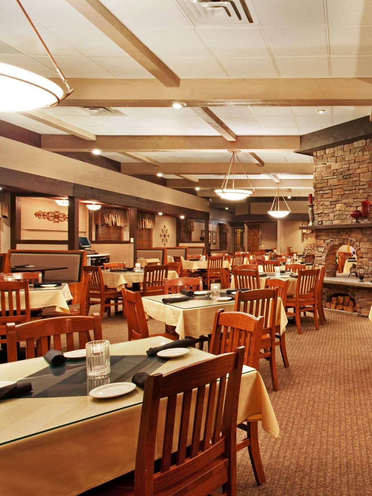 Hotel Holiday Inn Rockford photo 5