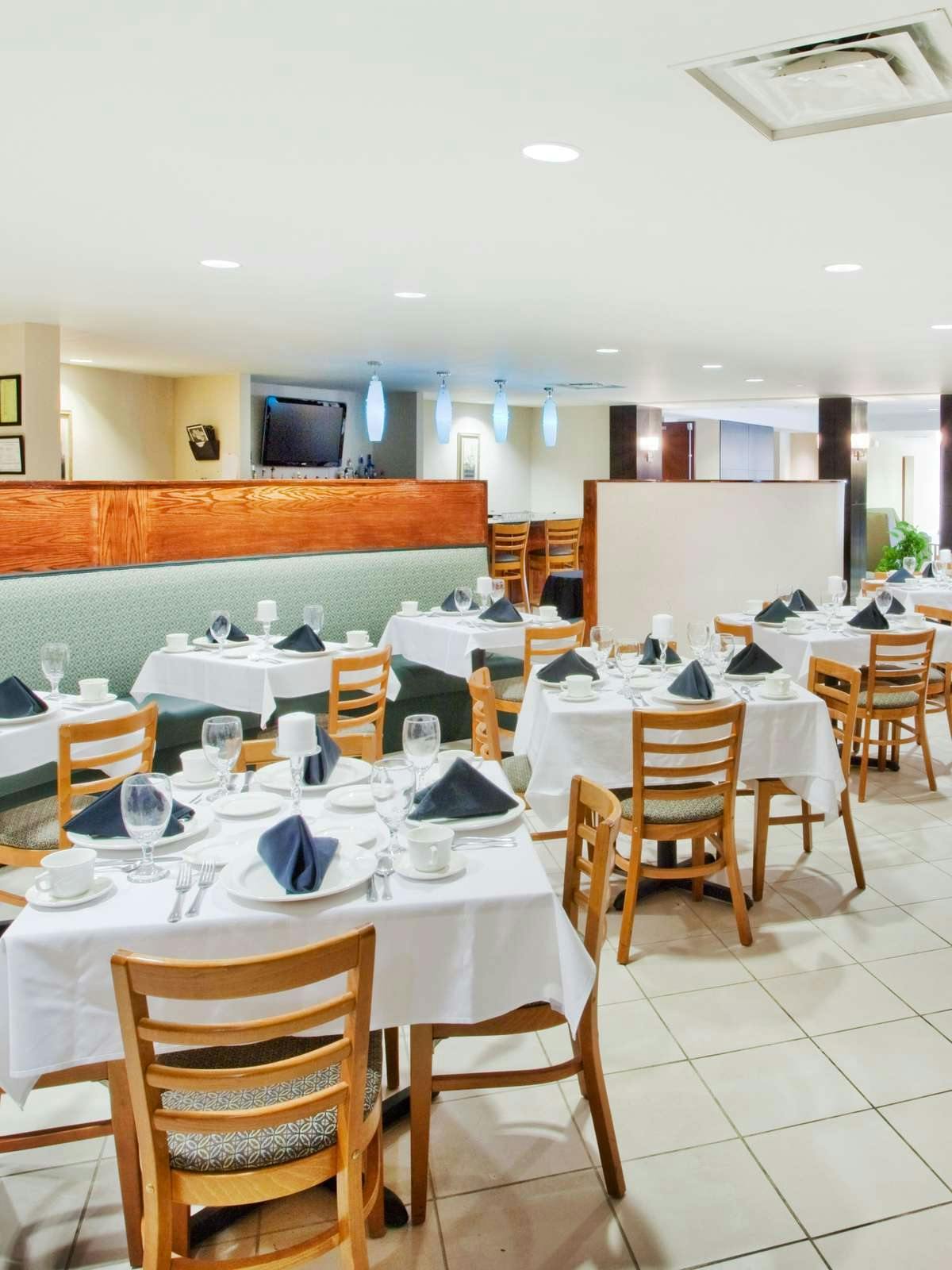 Hotel Holiday Inn Roswell photo 5