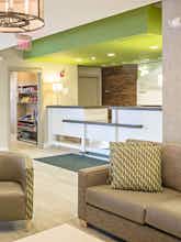 Hotel Holiday Inn Salem (I 93 At Exit 2) photo 2