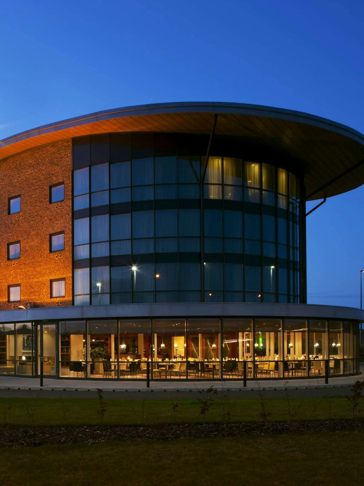 Hotel Holiday Inn Salisbury Stonehenge photo 5