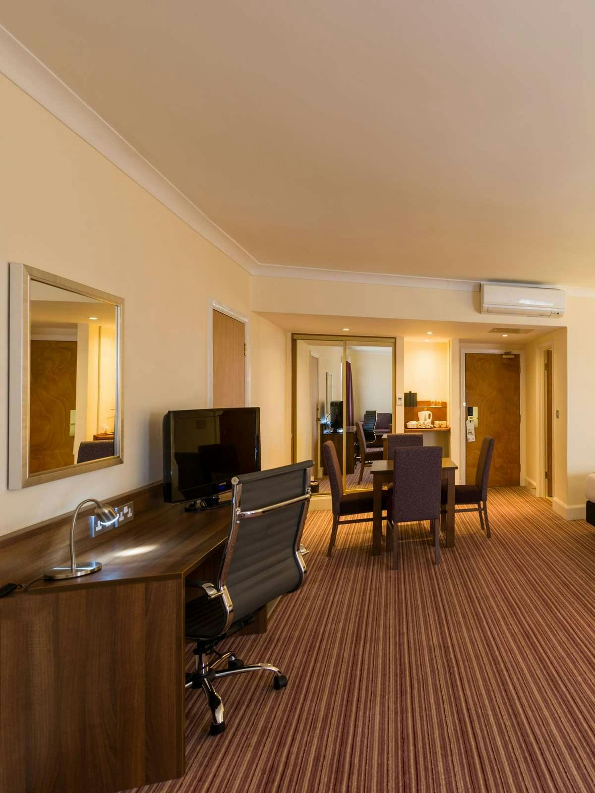 Hotel Holiday Inn Rotherham Sheffield photo 2