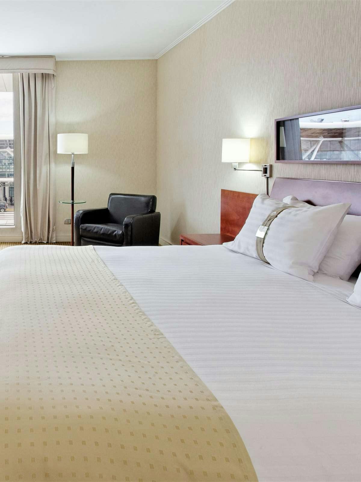 Hotel Holiday Inn Santiago Airport Terminal photo 1