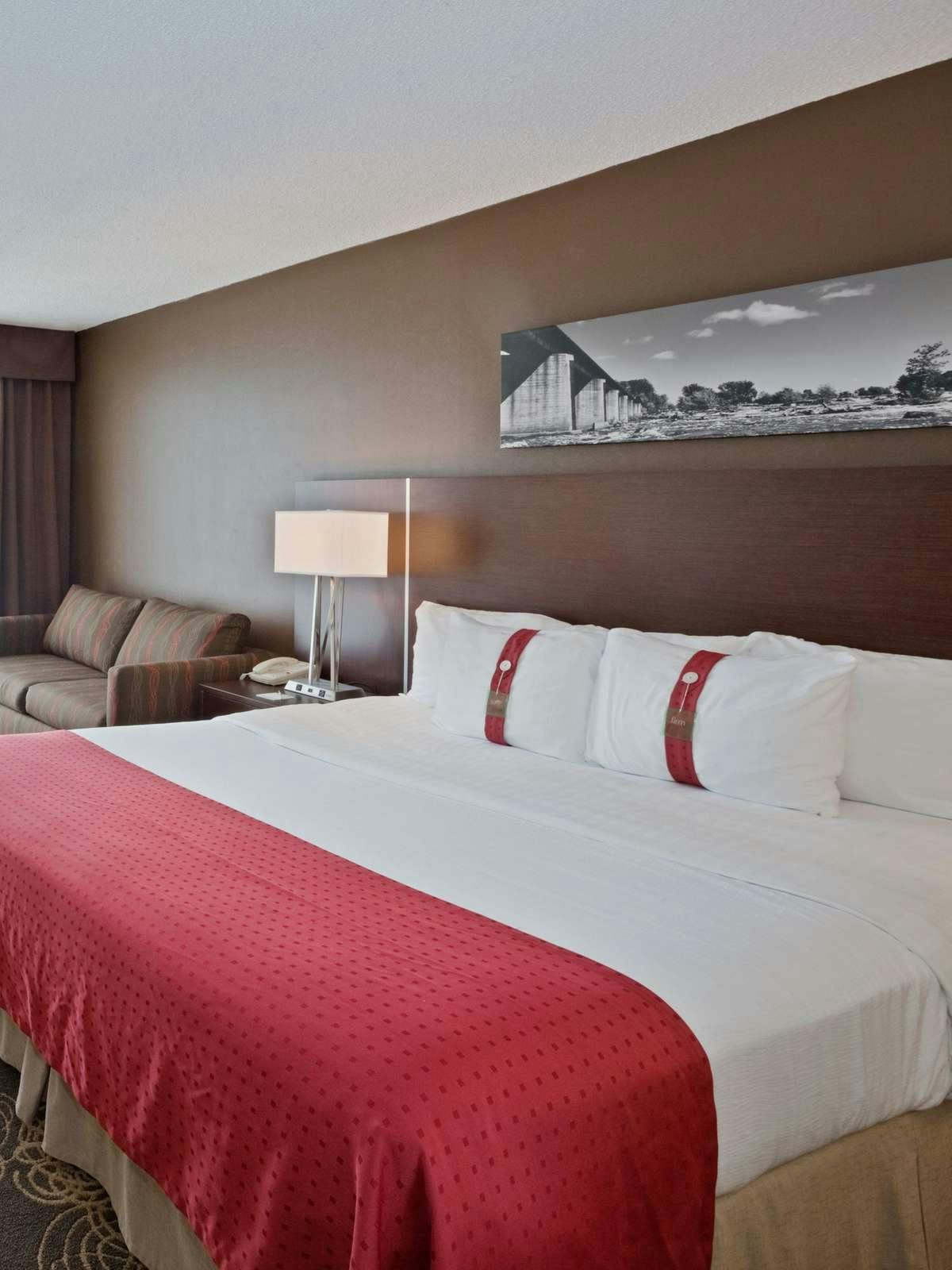 Hotel Holiday Inn Sioux Falls City Centre photo 2