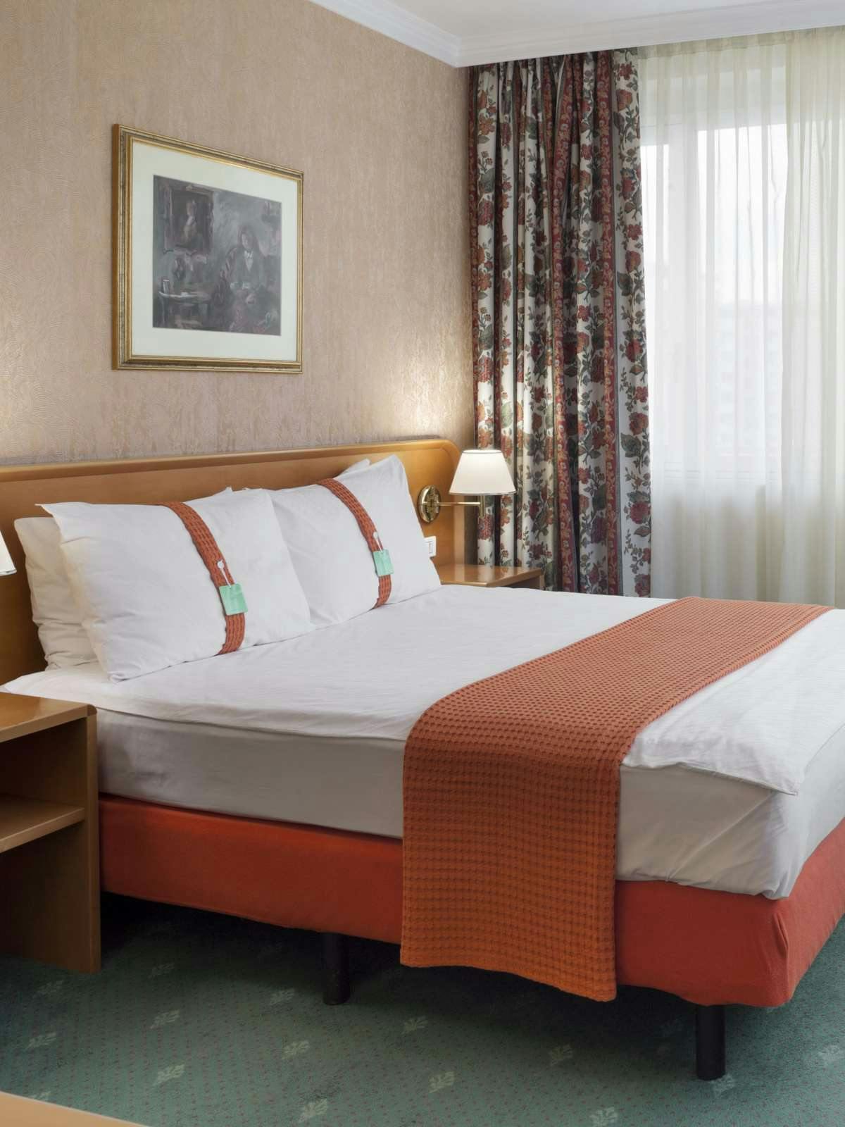 Hotel Holiday Inn Skopje photo 1