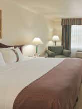 Hotel Holiday Inn Selma Swancourt photo 1