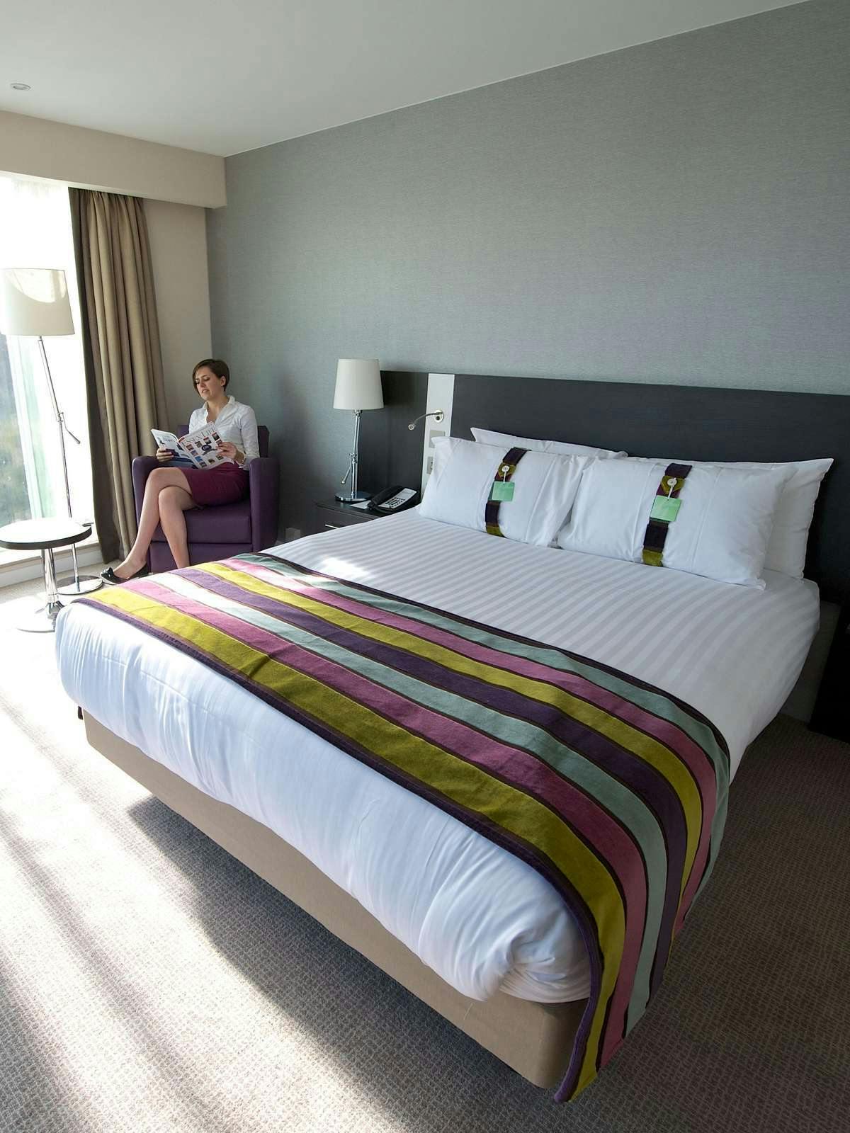 Hotel Holiday Inn Southend photo 1