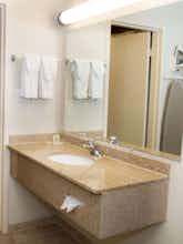 Hotel Holiday Inn Spearfish Convention Center photo 2