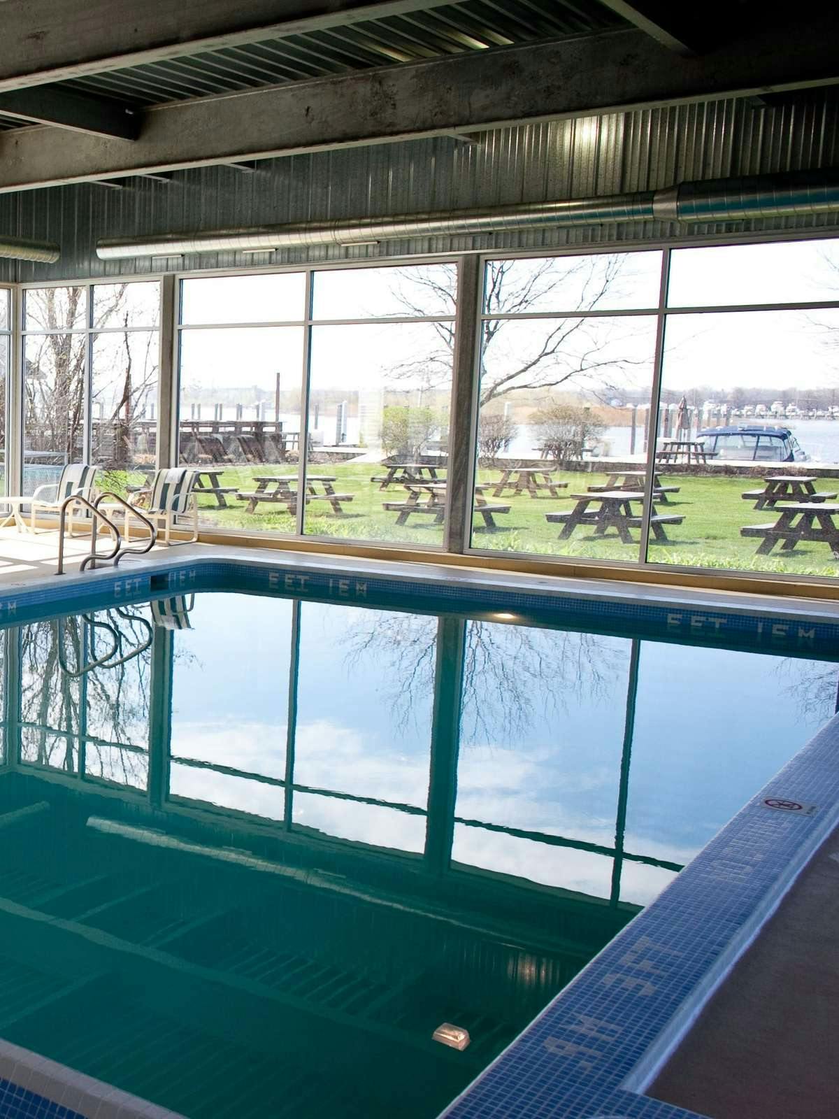 Hotel Holiday Inn Spring Lake photo 5