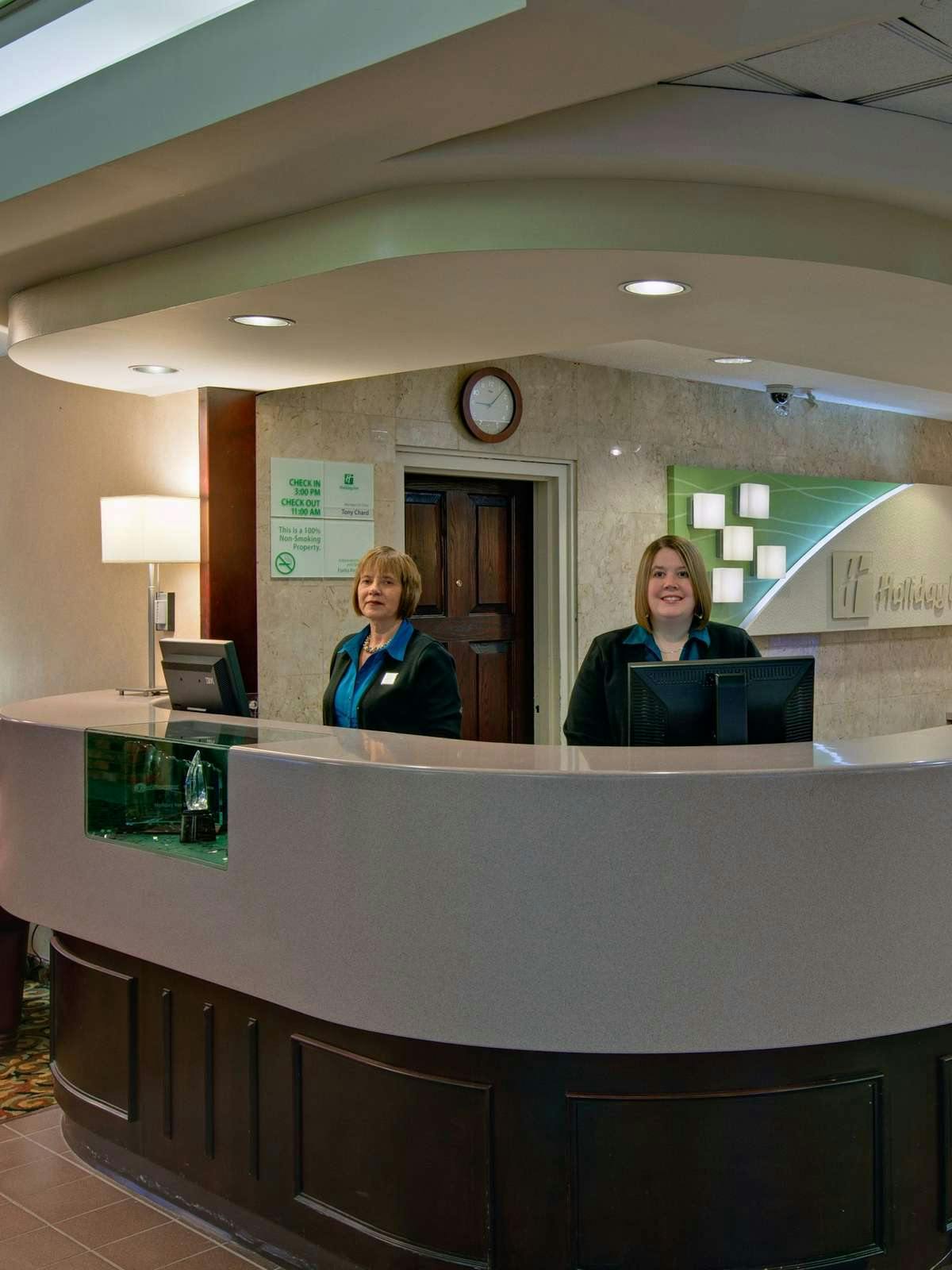 Hotel Holiday Inn St. John's Government Center photo 5