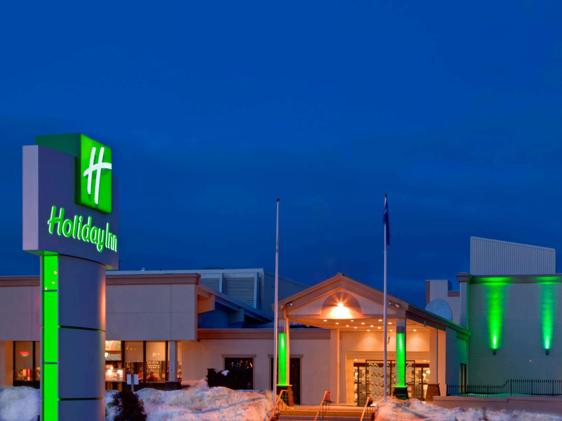 Holiday Inn St. John's Government Center