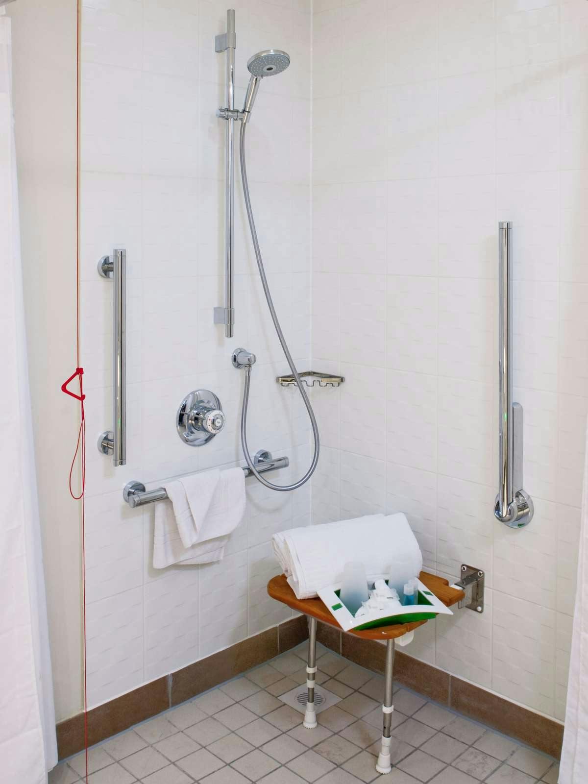 Hotel Holiday Inn Stevenage photo 3