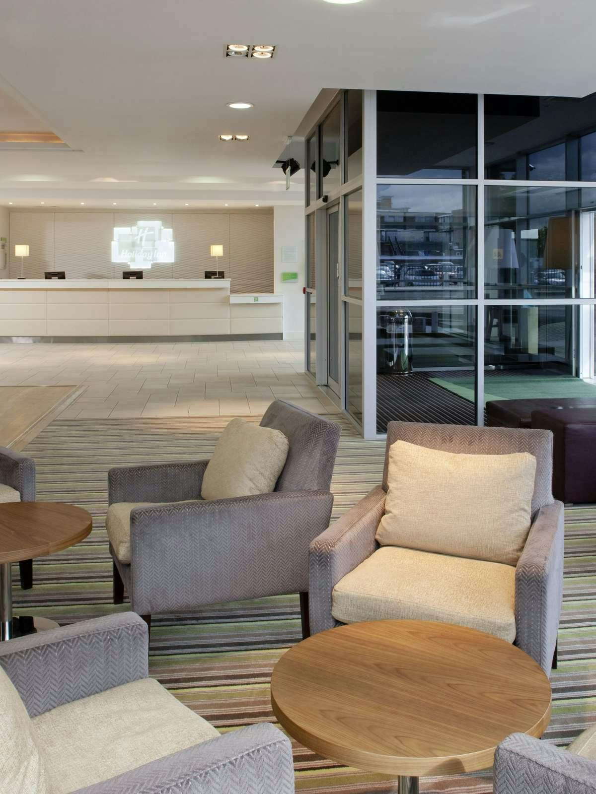 Hotel Holiday Inn Stevenage photo 4