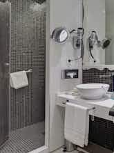 Hotel Hotel Indigo Madrid Gran Via photo 4