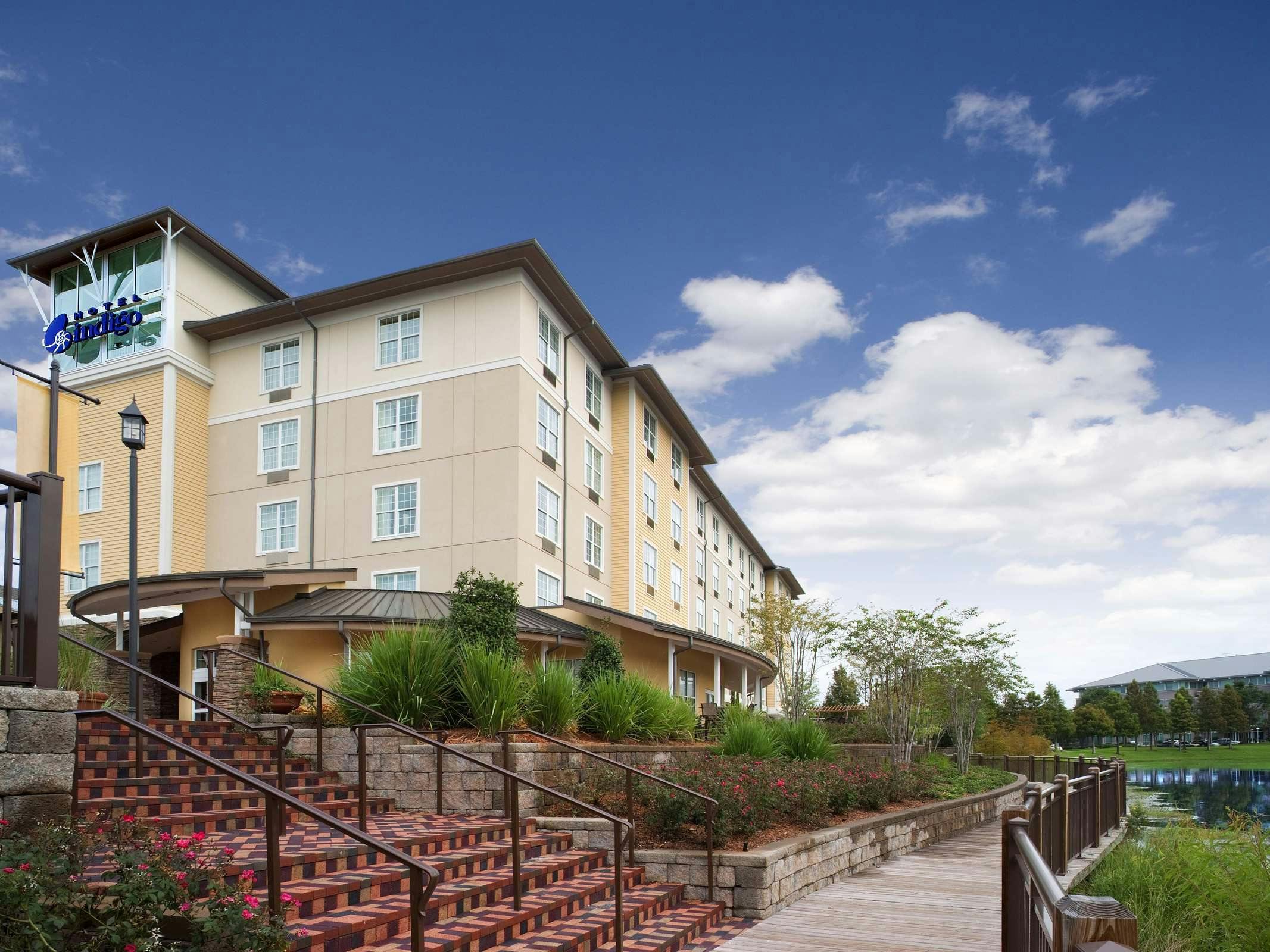 Hotel Indigo Jacksonville Deerwood Park