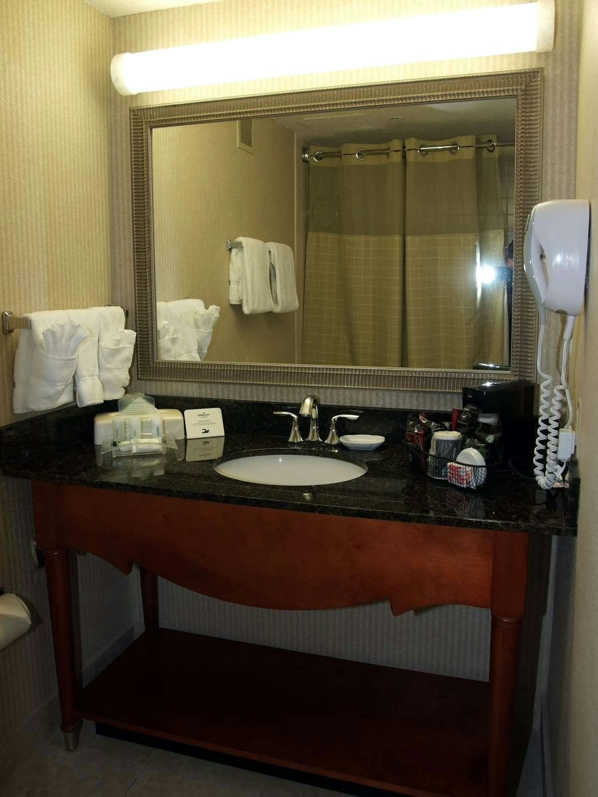 Hotel Holiday Inn Tyler South Broadway photo 1