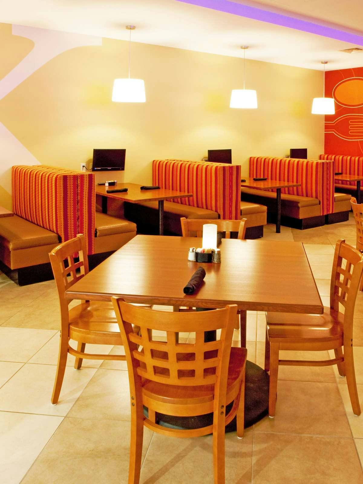 Hotel Holiday Inn Winchester SE Historic Gateway photo 5