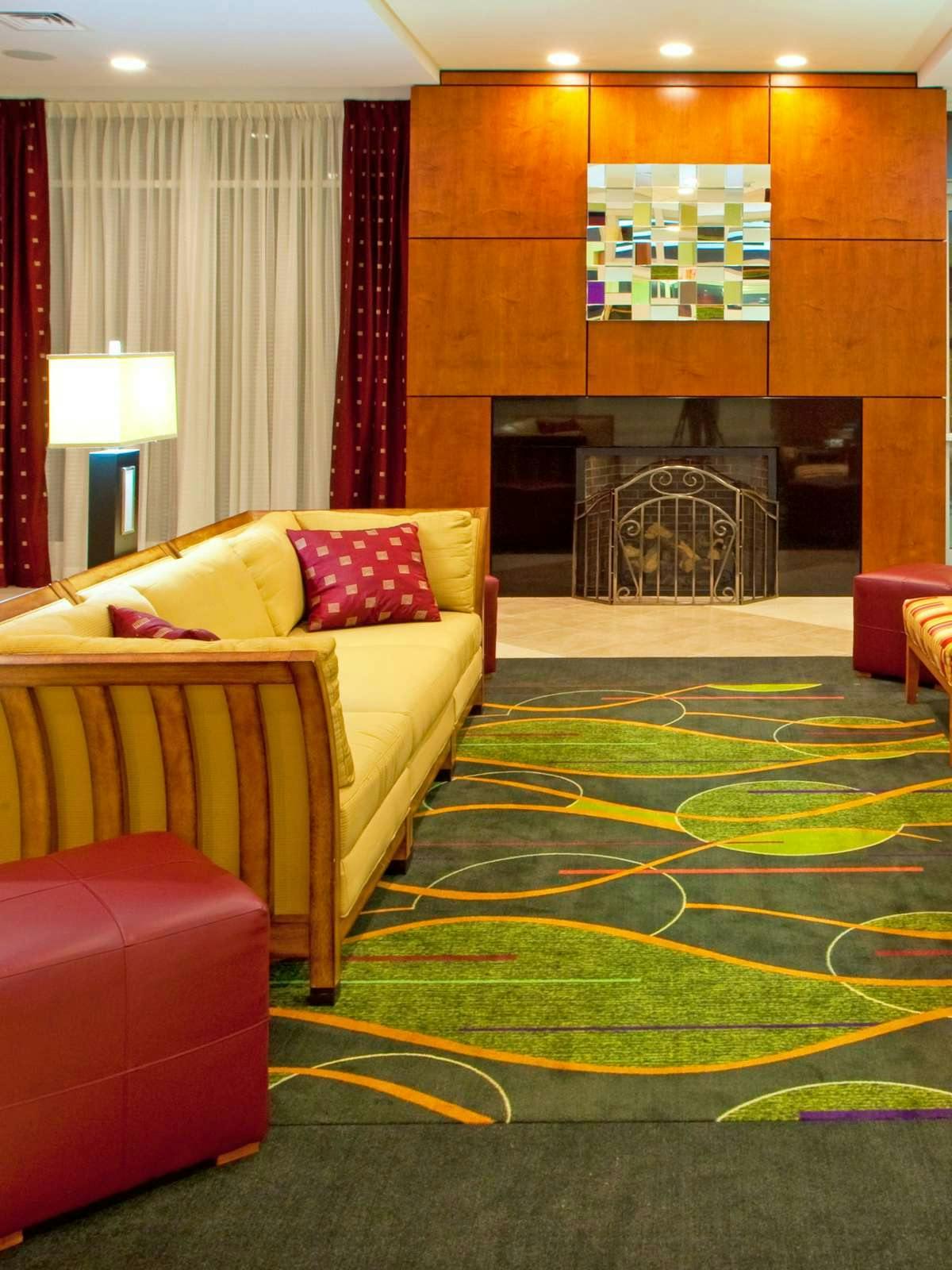 Hotel Holiday Inn Winchester SE Historic Gateway photo 3