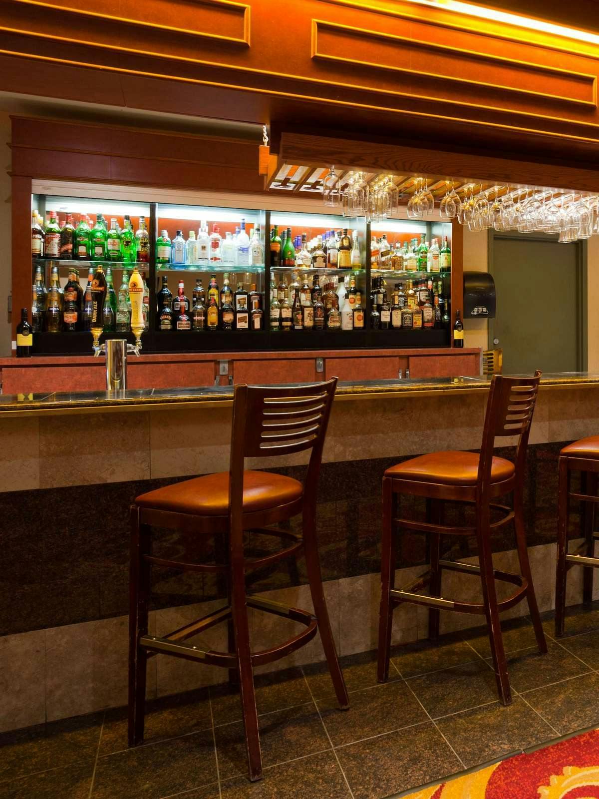 Hotel Holiday Inn Winnipeg South photo 1