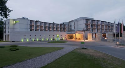 Holiday Inn Warsaw Jozefow