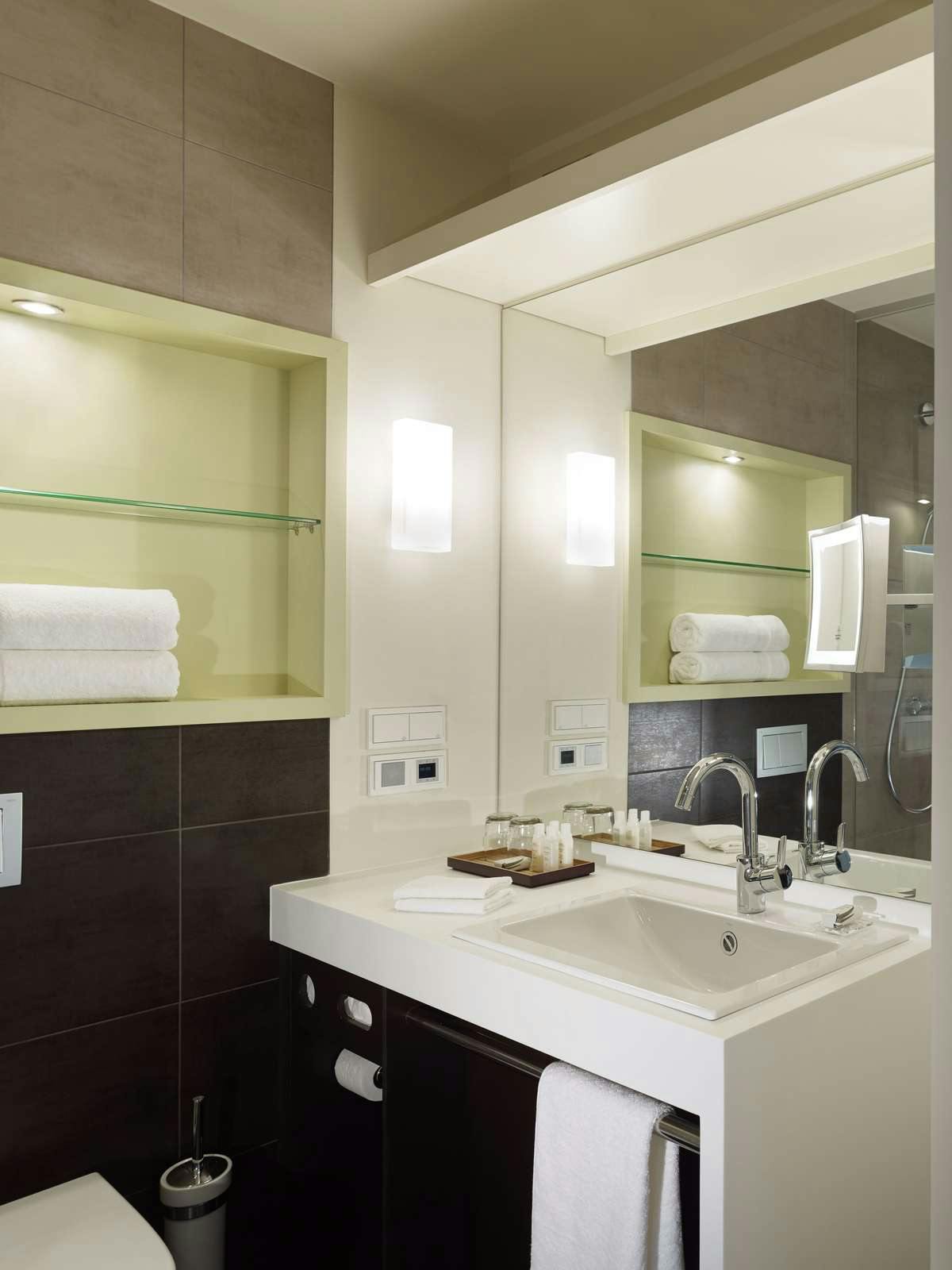 Hotel Hotel Indigo Düsseldorf - Victoriaplatz photo 5