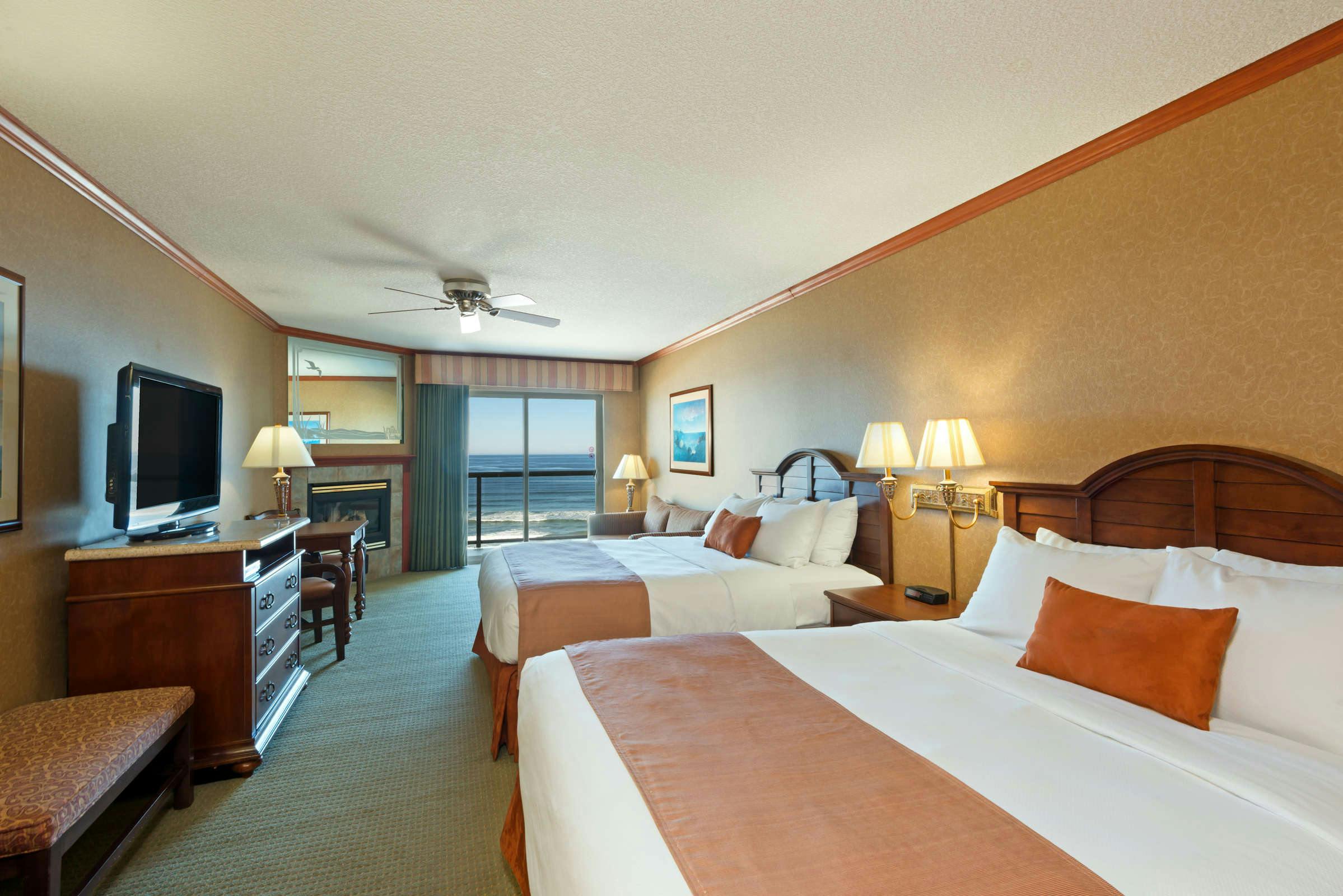 Hotel Elizabeth Oceanfront Suites, Ascend Hotel Collection photo 2