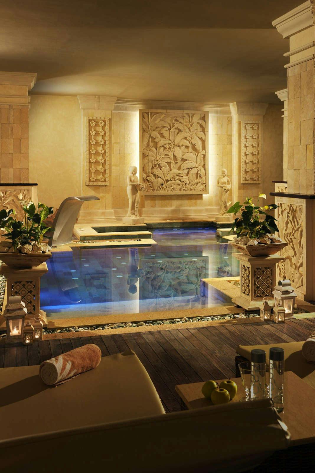 Hotel Royal Garden Villas photo 4