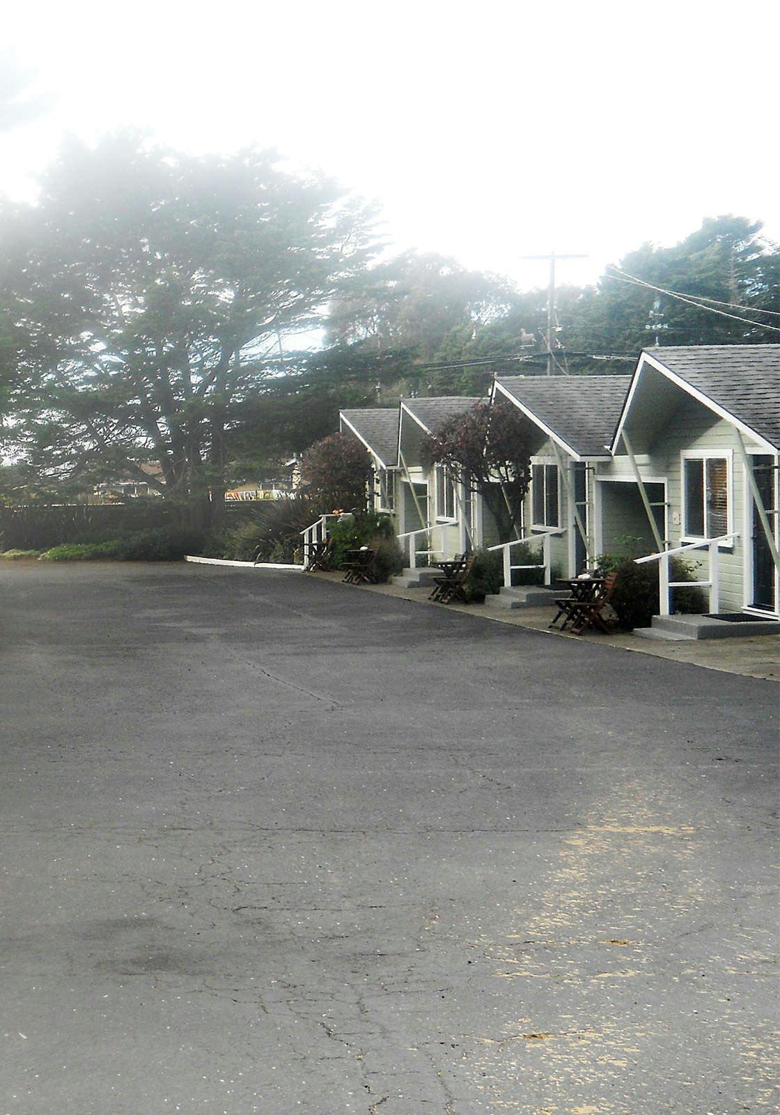 Hotel Shoreline Cottages photo 3